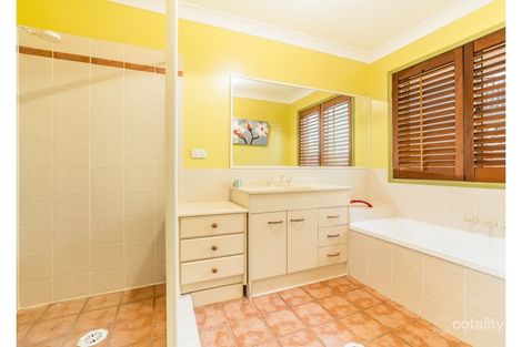 Property photo of 11 Tee Trees Boulevard Arundel QLD 4214