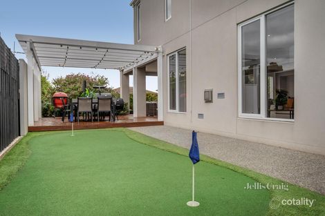 Property photo of 22 Owen Street Mitcham VIC 3132
