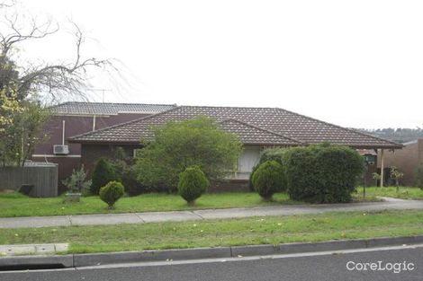 Property photo of 1 Heatherdew Close Endeavour Hills VIC 3802
