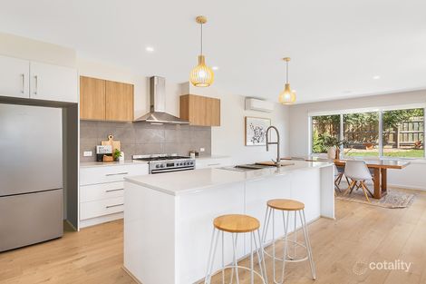 Property photo of 24B Heather Street Hamlyn Heights VIC 3215