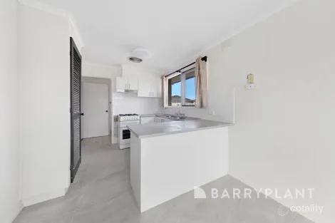 Property photo of 10 Bunya Drive Albanvale VIC 3021