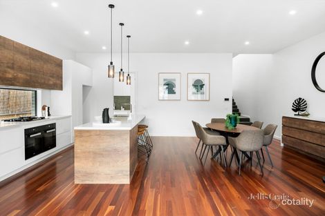 Property photo of 2/14 Belinda Crescent Doncaster East VIC 3109