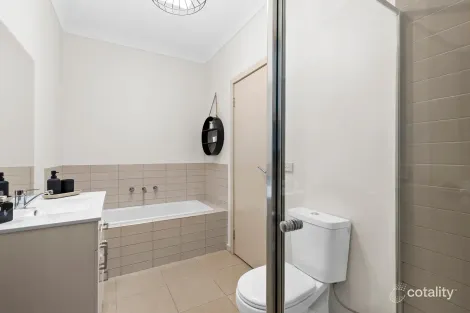 Property photo of 3/22 Banksia Grove Tullamarine VIC 3043