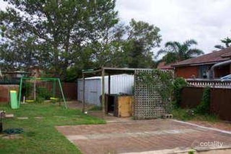 Property photo of 3 Lindley Avenue Macquarie Fields NSW 2564
