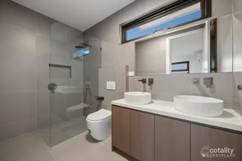 Property photo of 3/11 Thiele Street Doncaster VIC 3108