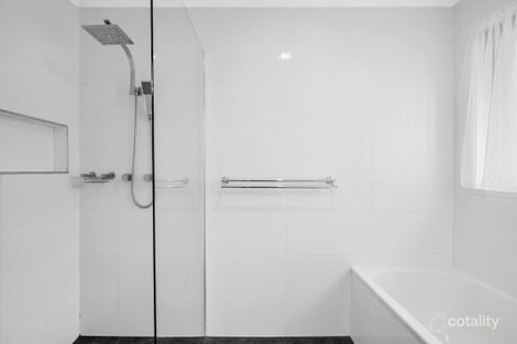 Property photo of 47 Veronica Crescent Mill Park VIC 3082