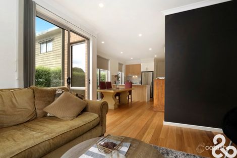 Property photo of 4/90 Watsonia Road Watsonia VIC 3087