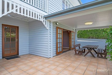 Property photo of 1060 Logan Road Holland Park West QLD 4121