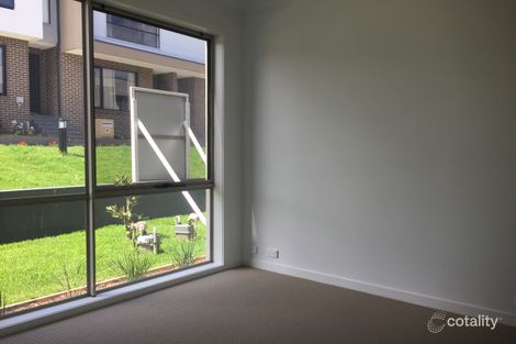 Property photo of 15 Cyan Walk Coburg North VIC 3058