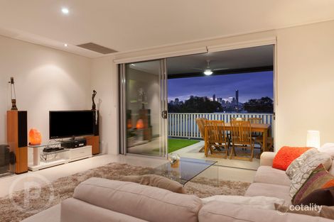 Property photo of 3/168 Riding Road Balmoral QLD 4171