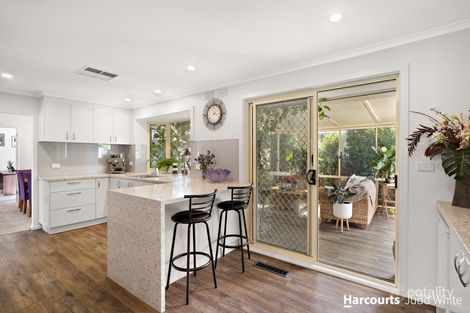 Property photo of 5 Foy Court Glen Waverley VIC 3150