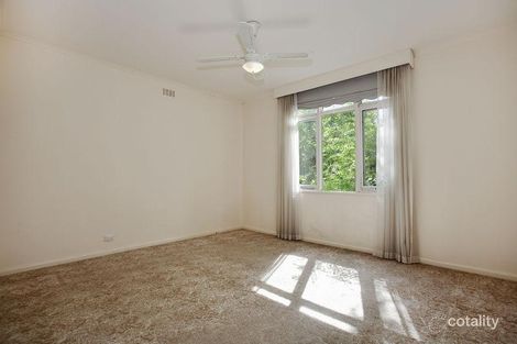 13 Tooronga Rd, Ringwood East, VIC 3135