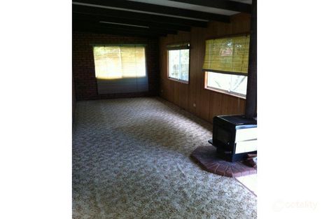 Property photo of 166 Albatross Road Nowra Hill NSW 2540