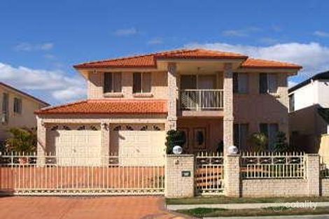 72 Humphries Rd, St Johns Park, NSW 2176