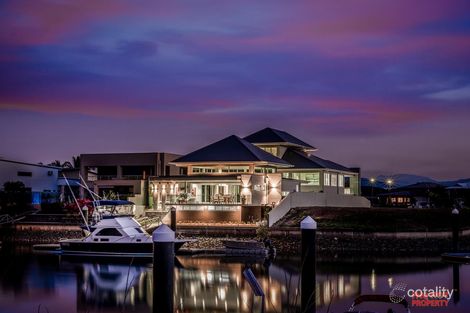 Property photo of 12 Ragamuffin Quay Trinity Park QLD 4879