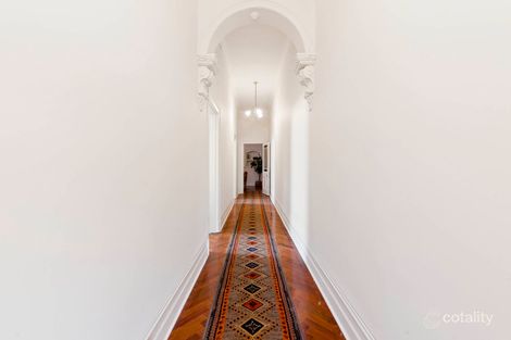 Property photo of 19 Auburn Parade Hawthorn East VIC 3123