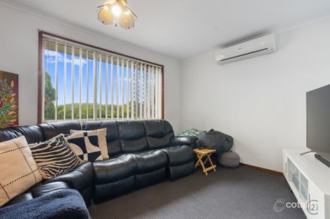 Property photo of 17 Doulton Drive Trott Park SA 5158