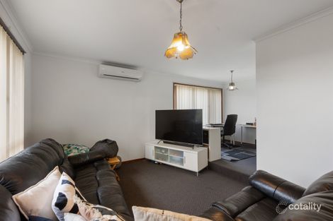 Property photo of 17 Doulton Drive Trott Park SA 5158