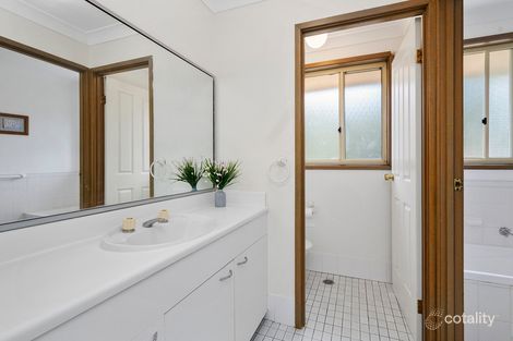 Property photo of 242 Lieutenant Bowen Drive Bowen Mountain NSW 2753