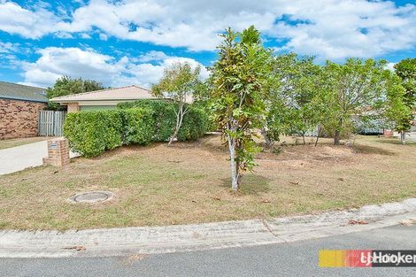 Property photo of 16 Jarrah Place Fitzgibbon QLD 4018