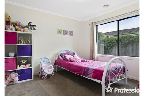 Property photo of 2 Sirocco Court Wandin North VIC 3139