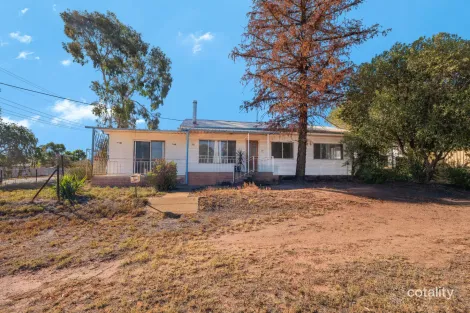 Property photo of 51 McDonnell Street Condobolin NSW 2877