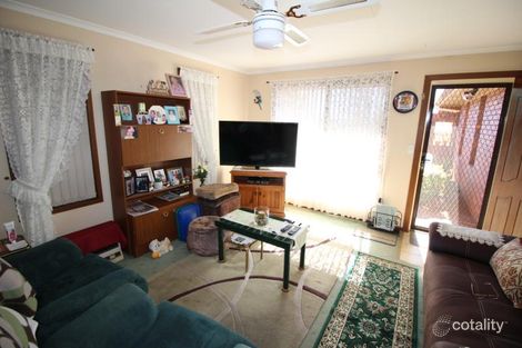 Property photo of 27 Champagne Crescent Wilsonton Heights QLD 4350