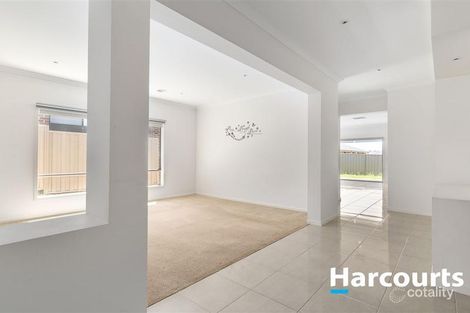Property photo of 12 Davidson Street Pakenham VIC 3810