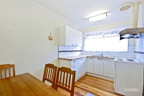 Property photo of 2/8 Wildwood Grove Ringwood VIC 3134