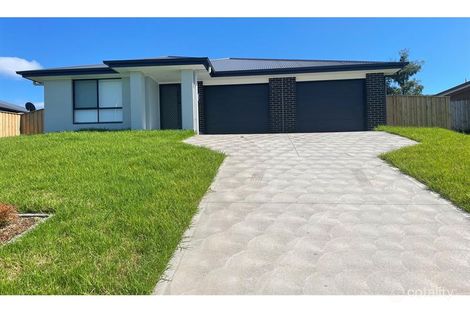 2/17 Dinton St, Greta, NSW 2334