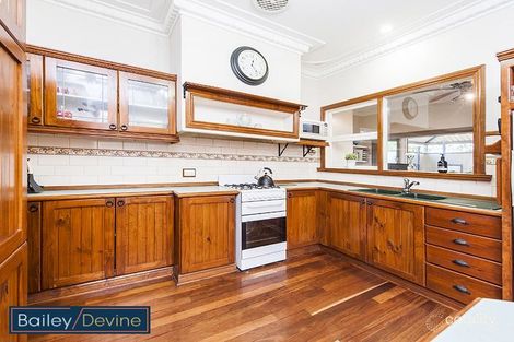 Property photo of 33 Ovens Road Thornlie WA 6108