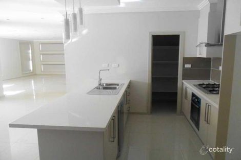 Property photo of 5 Emperor Avenue The Ponds NSW 2769