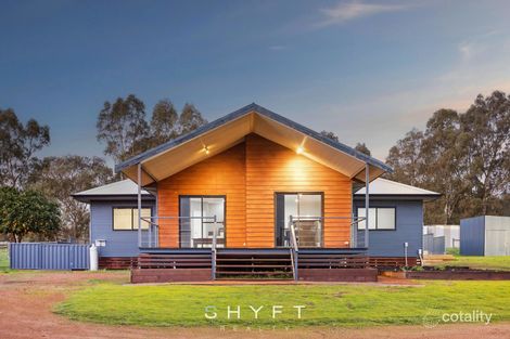 11 Callow Dr, Bullsbrook, WA 6084