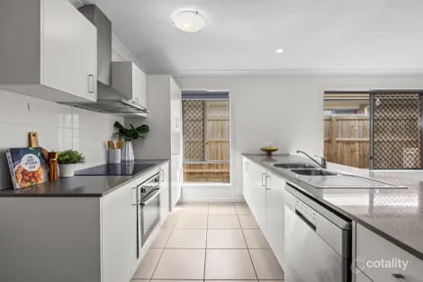 Property photo of 16 Magpie Crescent Redbank Plains QLD 4301