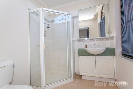 Property photo of 8 Conservatory Drive Burwood VIC 3125