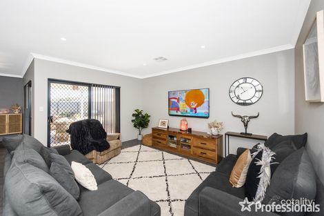 Property photo of 8 Zircon Drive Byford WA 6122