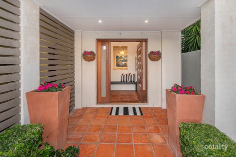 Property photo of 15 Crombie Street Clayfield QLD 4011