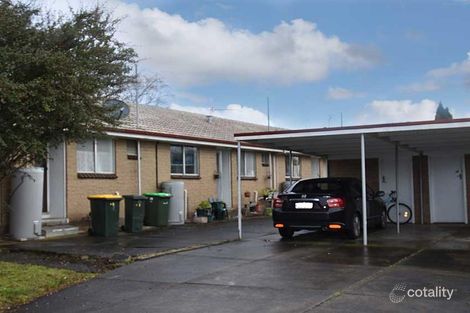 Property photo of 3 Webbcona Parade Wendouree VIC 3355