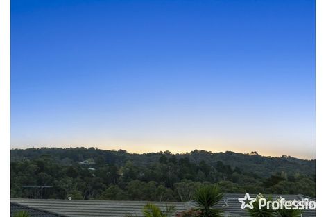 Property photo of 2 Sirocco Court Wandin North VIC 3139