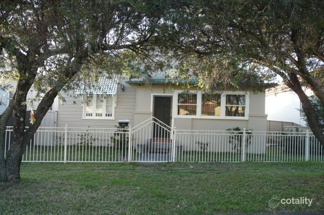 Property photo of 10 Roxburgh Street Stockton NSW 2295