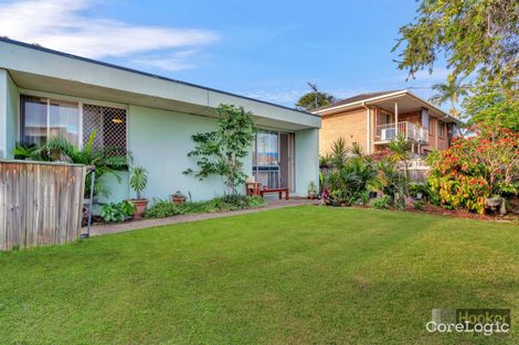 Property photo of 2/19 Robert Street Labrador QLD 4215