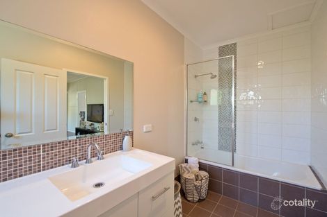 Property photo of 190 Oaka Street South Gladstone QLD 4680