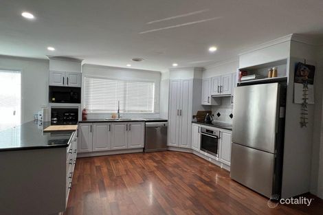 Property photo of 31 Oakwood Way Catalina NSW 2536