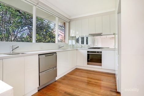 Property photo of 4/20 Fosbery Avenue Caulfield North VIC 3161