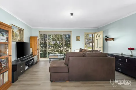 Property photo of 4 Kevin Place Thirlmere NSW 2572
