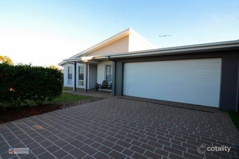 35 Aqua Cres, Redland Bay, QLD 4165
