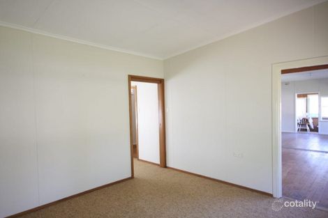 Property photo of 242 Tuggerawong Road Tuggerawong NSW 2259