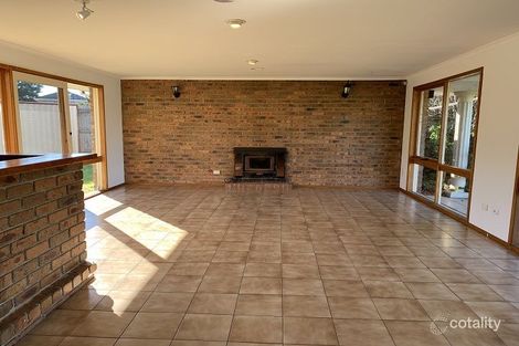 Property photo of 13 Garryowen Crescent Narre Warren VIC 3805