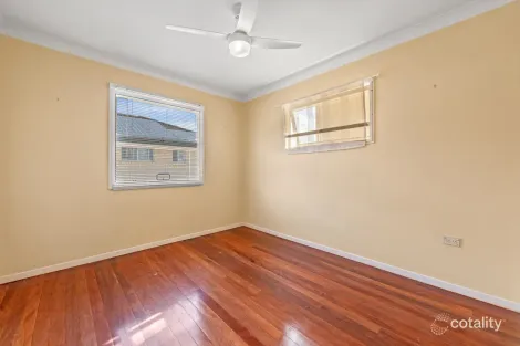 Property photo of 13 Eileen Avenue Southport QLD 4215