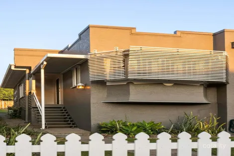 Property photo of 90 Cedar Street Greenslopes QLD 4120